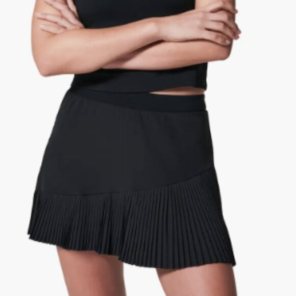Spanx Yes Pleats Black Tennis Skort Size Small Great Condition - Picture 1 of 6